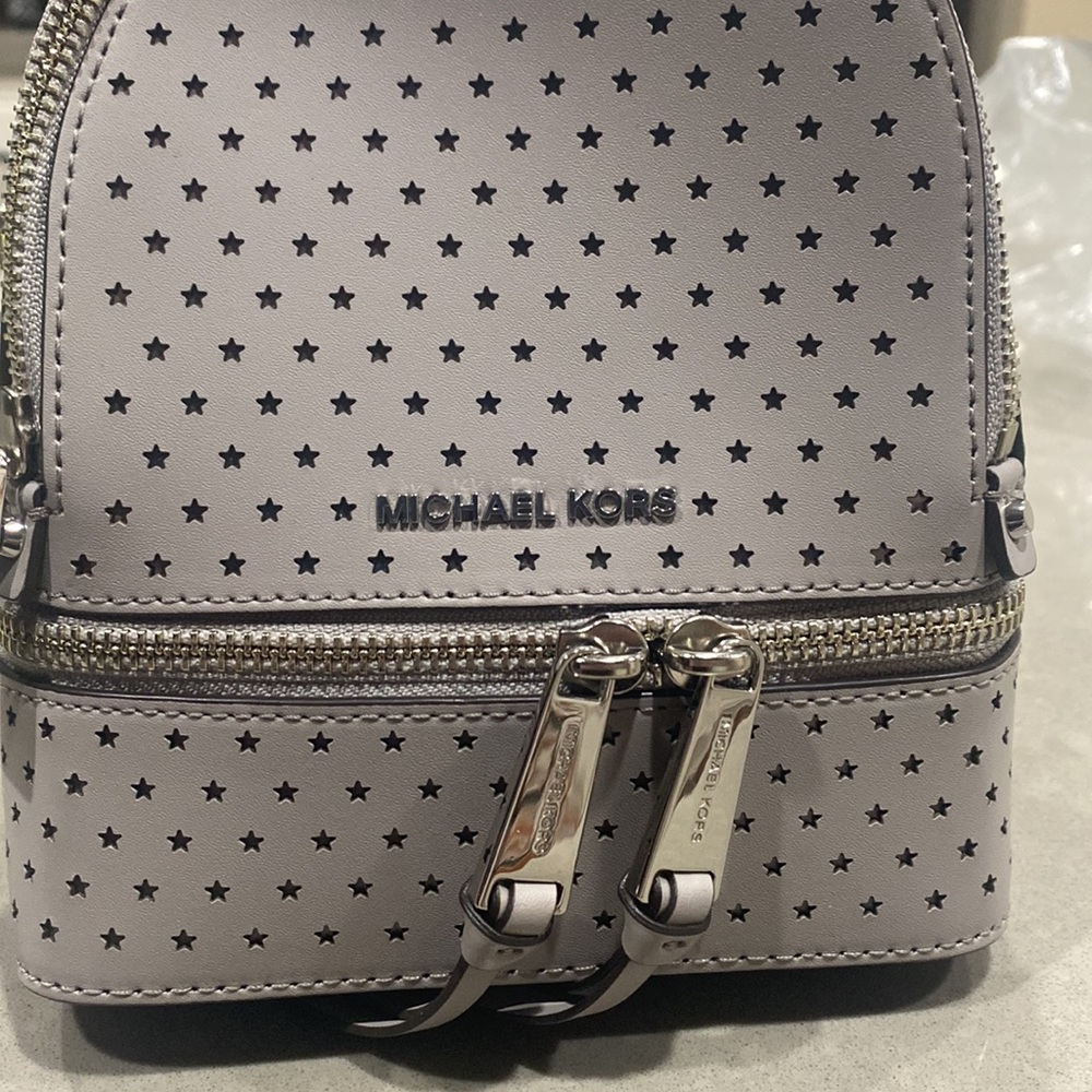 NWT michael kors rhea star mini backpack grey - Picture 3 of 13